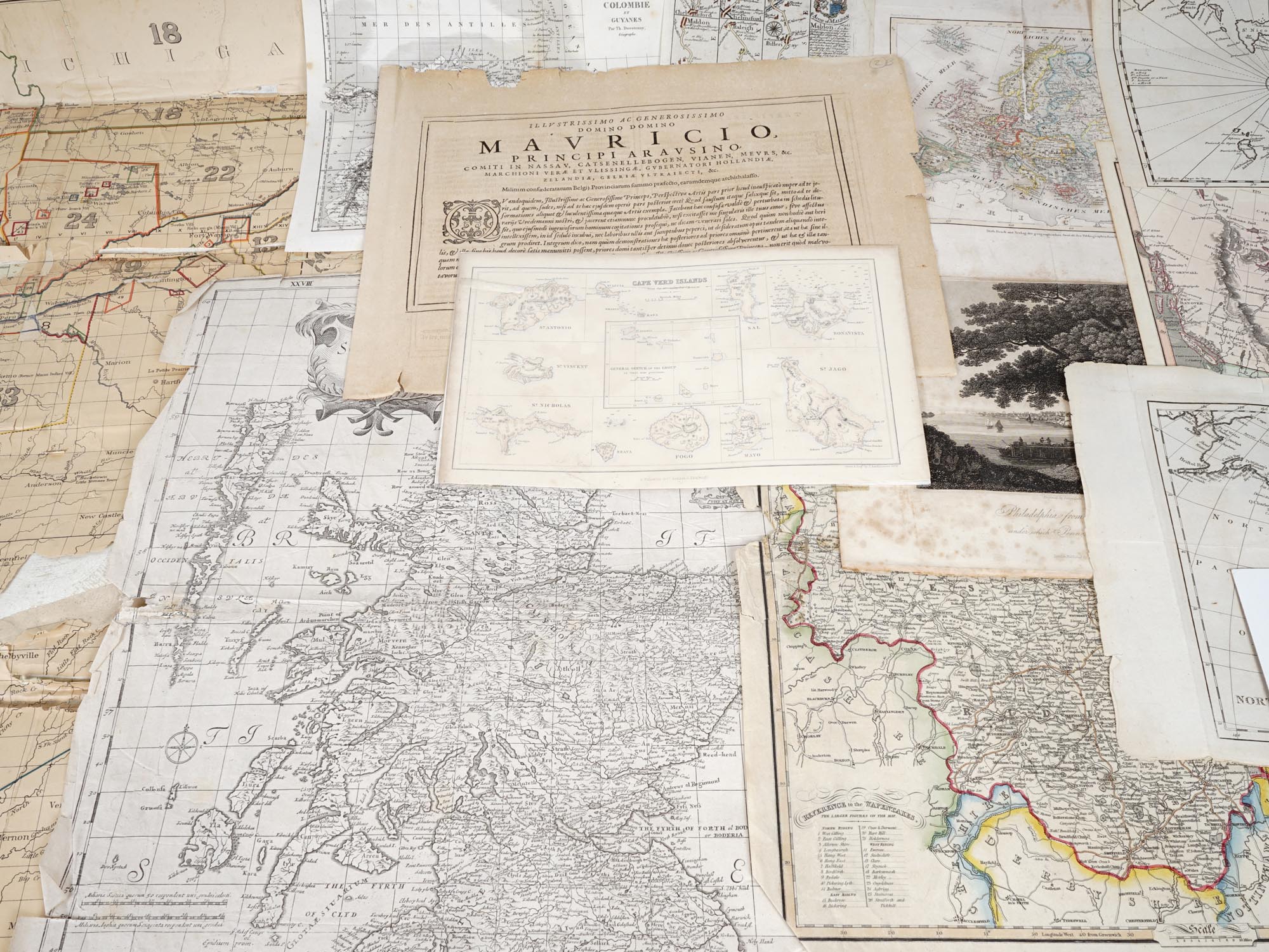 COLLECTION OF ANTIQUE PRINTED MAPS AND ENGRAVING PIC-8